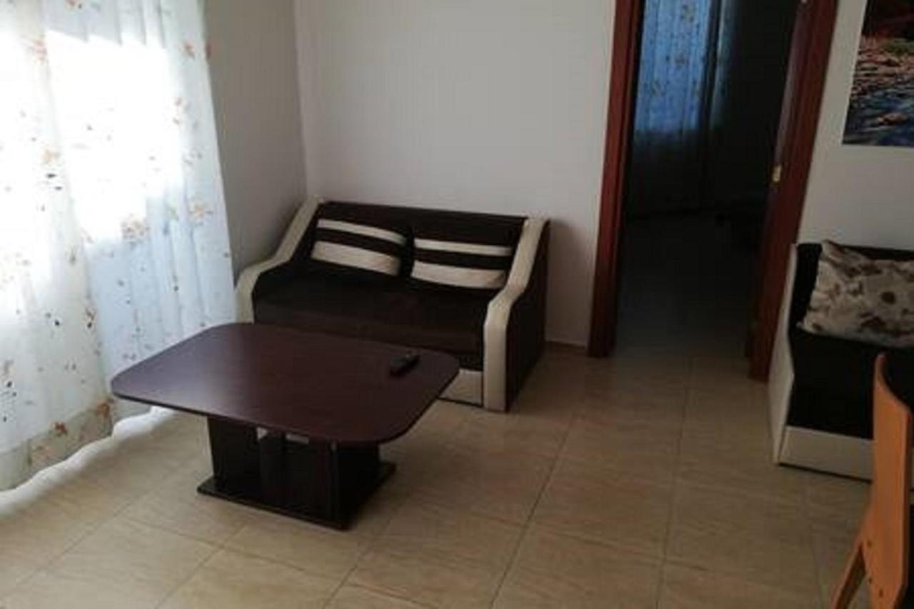 Yves 2 Bed Apart At Sun Village Sunny Beach Not Far Away From The Sea Exterior foto