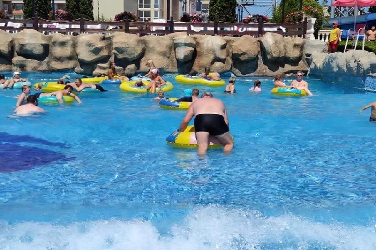 Yves 2 Bed Apart At Sun Village Sunny Beach Not Far Away From The Sea Exterior foto